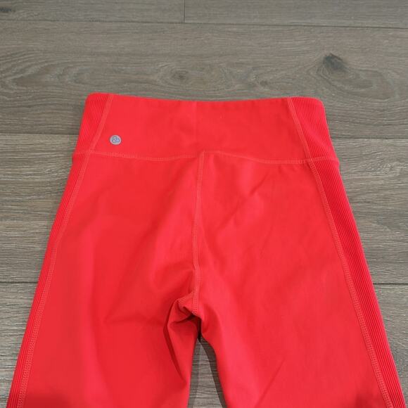ZELLA Red Ribbed Waist Mid Rise Cropped Active Workout Gym Leggings Size Small - Picture 5 of 9